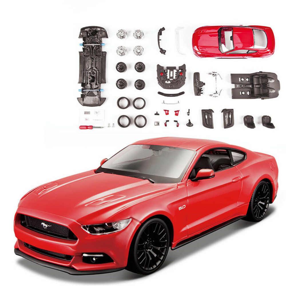 Модели машинного. Maisto Mustang 1 24 gt. Maisto Ford Mustang 1 24. Maisto Ford Mustang gt 1 24. Форд Мустанг maisto модель игрушка сборная.