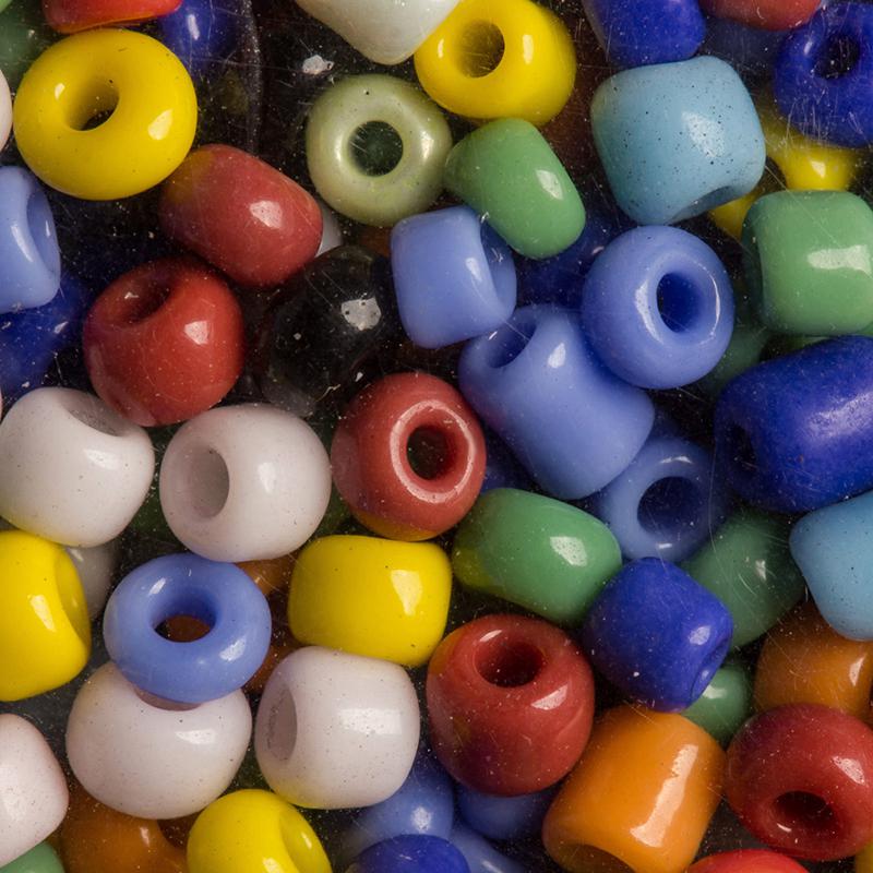 отверстием. бисер разноцветный. набор для бисероплетения. бисер 49010. бисер прециоза 94210.