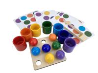 Развивающая игра Монтессори "Шарики в стаканчиках" (с карточками, 7 цветов)