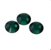Стразы термоклеевые Swarovski, цвет: 205 Emerald, 2,8 мм, 1 штука, арт. 2038ss10