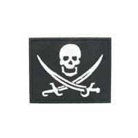 Термоаппликация Hobby&Pro "Пиратский флаг с саблями", 5.8x4.7 см