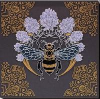 Набор для вышивания бисером на натуральном художественном холсте Абрис Арт "Пчела в клевере", 30х30 см, арт. АВ-831