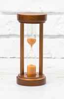 Часы песочные "5 минут", 7х7х16 см, вишня/оранжевый цвет