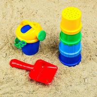 Набор для игры в песке №106: совок, 4 формочки, лейка